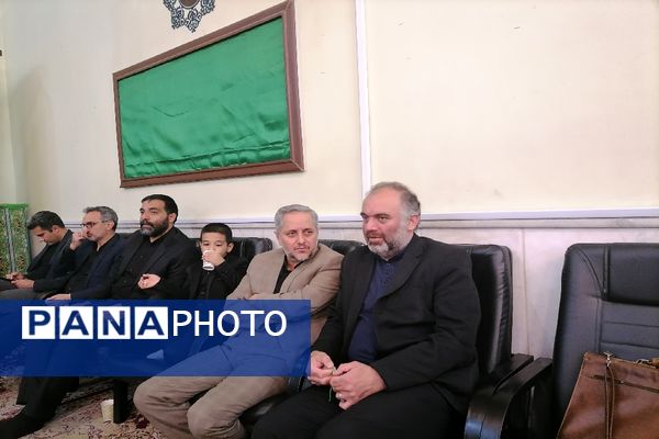 محفل انس با قرآن فرهنگیان و دانش آموزان خراسان رضوی در یادبود شهید جمهور