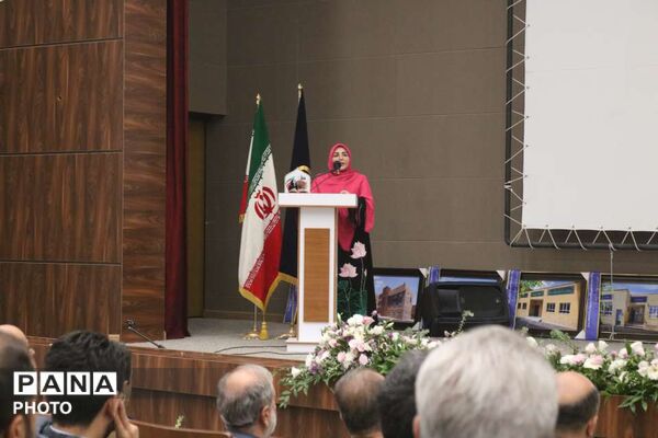جلوه هایی از بیست و هشتمین جشنواره خیرین مدرسه ساز استان قم