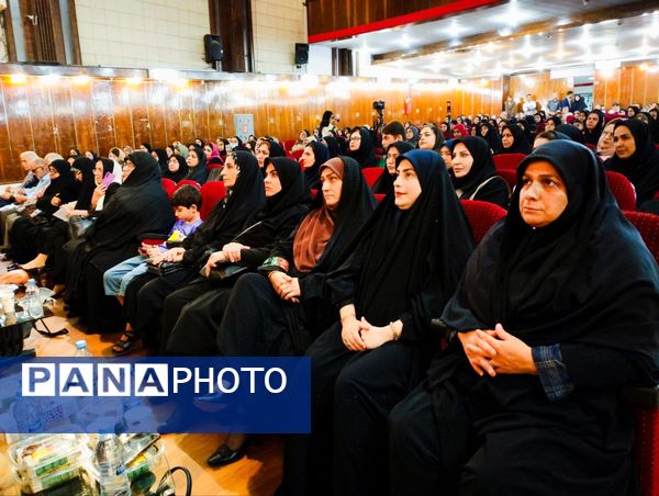 دومین گردهمایی «زنان و مشارکت اجتماعی» در ساری
