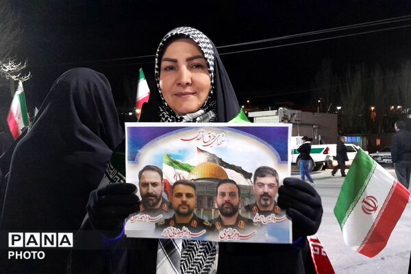 مردم بن تا پیروزی نهایی در خیابان می‌مانند
