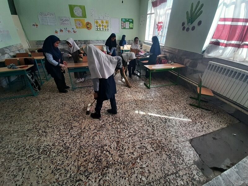 پویش پاکداشت بهاری در مدرسه شهید خاقانی شهرستان شیروان