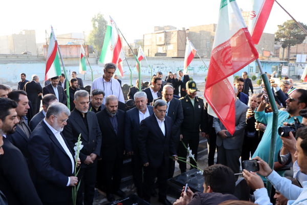 تجدید پیمان استاندار تهران با آرمان های شهدا