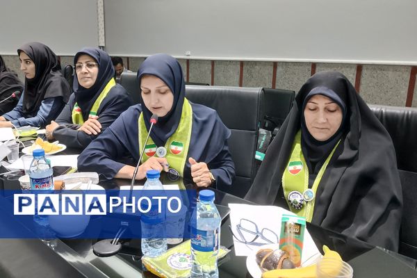 نشست هم‌اندیشی پیشکسوتان سازمان دانش‌آموزی استان کرمانشاه