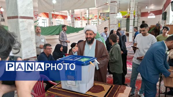 حضور مردم گالیکش پای صندوق‌های رأی