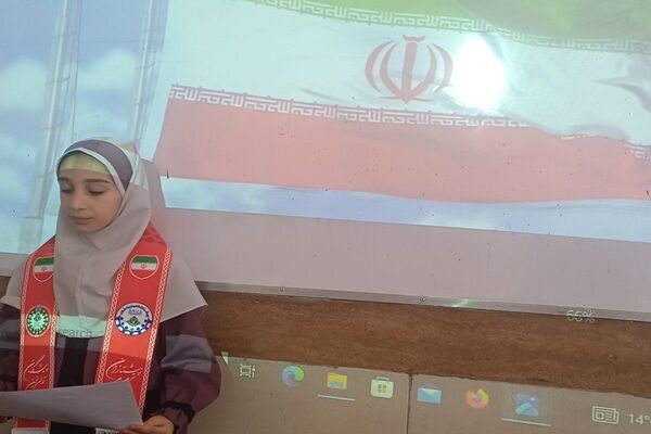 شور ۲۲ بهمن در مدارس رباط‌کریم