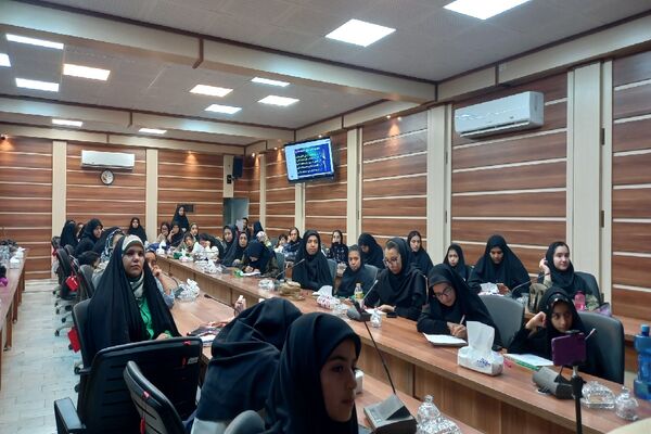 دوره آموزشی مجری‌شو، با موضوع لحن و حس