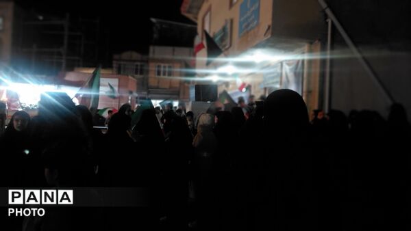 تجمع در روستای کندرود با حضور پرشور معلمان و دانش‌آموزان مدرسه هاجر 