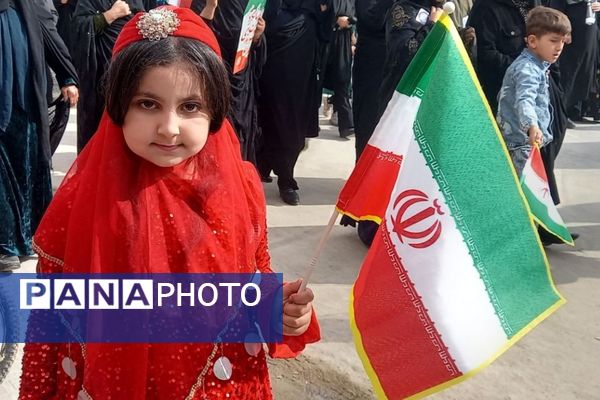 خروش مردم  فلارد در راهپیمایی ۲۲ بهمن