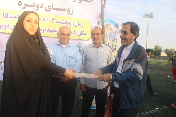 جشنواره بازی‌های بومی محلی در روستای دویره