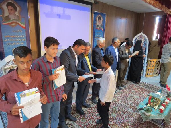 برگزاری مسابقات استانی قرآن و عترت دانش‌آموزی در بجنورد