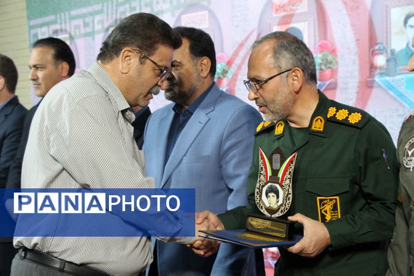 یادواره شهدا هنرستان فنی انقلاب اسامی یزد