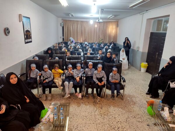 برگزاری جُنگ فرهنگی ـ هنری «جوانه‌ها» در کانون فرهنگی امام خمینی (ره) باخرز