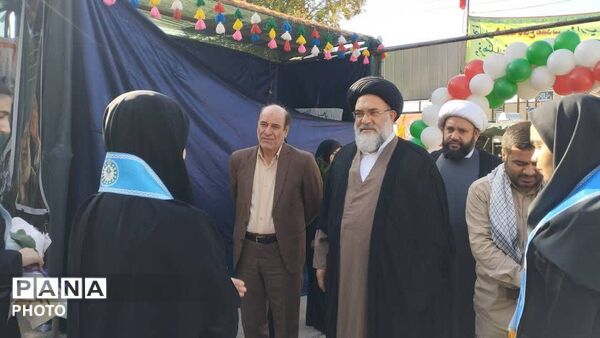 نواختن زنگ مهر، ایثار و مقاومت در مدرسه نمونه دولتی ۹ دی