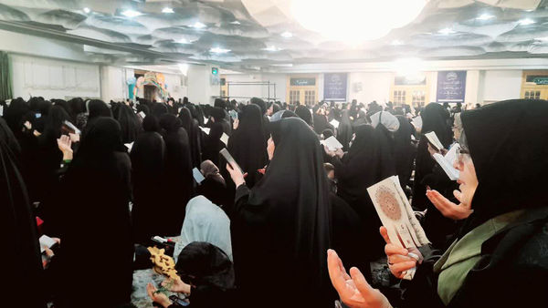 مراسم احیاء سومین شب قدر در حرم حضرت معصومه(س)