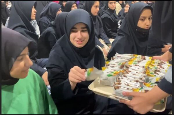 عید مبعث در دبیرستان شاهد 16
