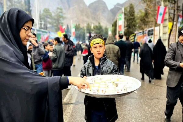 گلزار شهدا کرمان - ۱۲ دی ماه