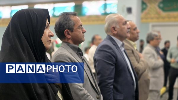 کاروان تجهیزات نوسازی، راهی مدارس اصفهان شد