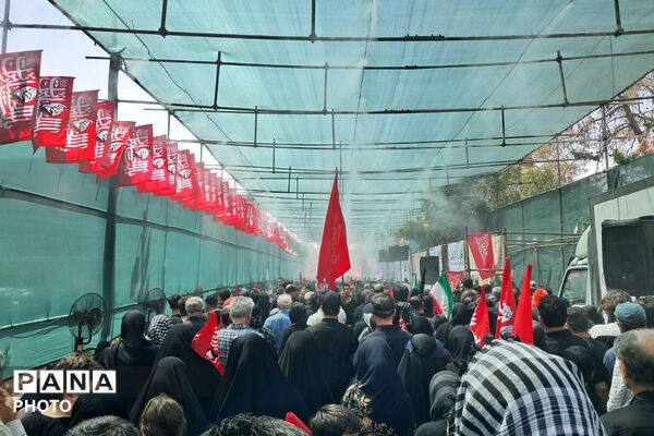 جاماندگان اربعین حسینی در مسیر قبله تهران