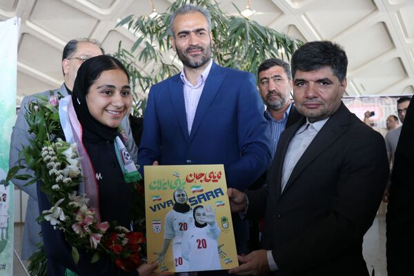 مراسم استقبال از تیم ملی فوتبال بانوان ایران در مشهد 
