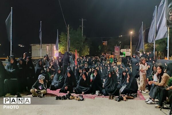هیئت زنجیر زنی ابا عبدالحسین،  شب تاسوعا در شهر بار نیشابور 