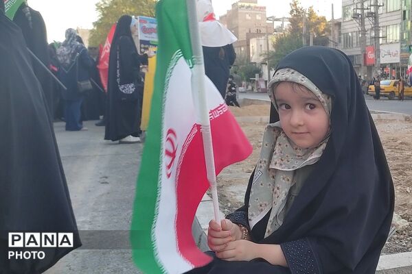 رزمایش ۵۰۰۰هزارنفری جانفدای ایران با نیابت از آقای شهید،با حضور فرهنگیان شهرستان قدس