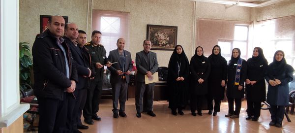 تفدیر سازمان دانش‌آموزی همدان از مدارس فعال تشکیلاتی پیشتازان