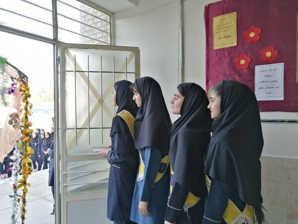 زنگ مهر، آغاز بهار تعلیم و تربیت در دبیرستان شهید هاشمی نژاد نیشابور