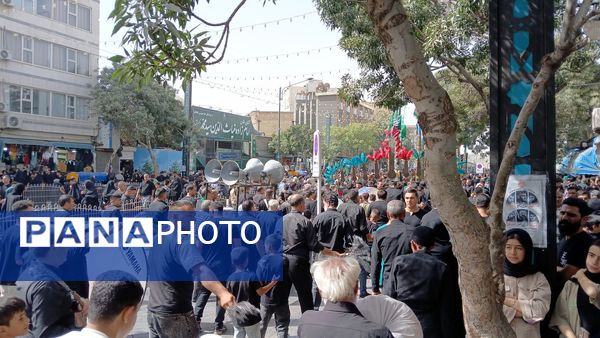 عزاداری زائران حضرت رضا (ع) 