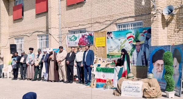 آیین افتتاحیه طرح بازگشایی مدارس و زنگ ایثار و مقاومت در شهرستان صالح آباد