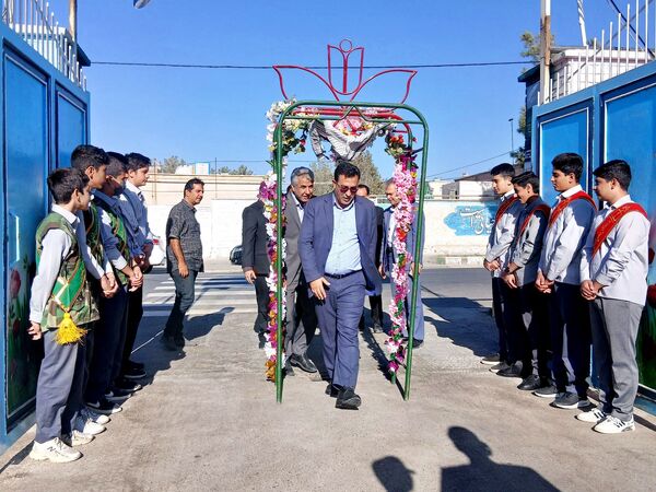 افتتاح استانی طرح «پهلوان سعید» و سه زمین چمن مصنوعی در کاشمر 