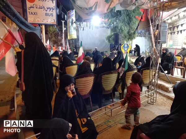 همراهی هیات زینب کبری(س) با کاروان نمادین اسرای کربلا