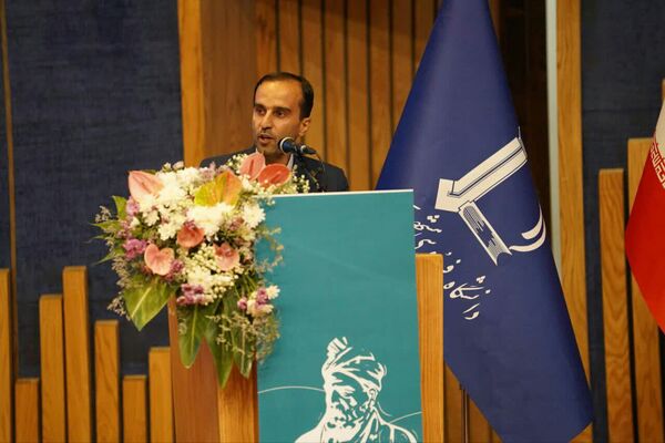 آیینه‌ تلاش کارمندان دانشگاه فردوسی مشهد
