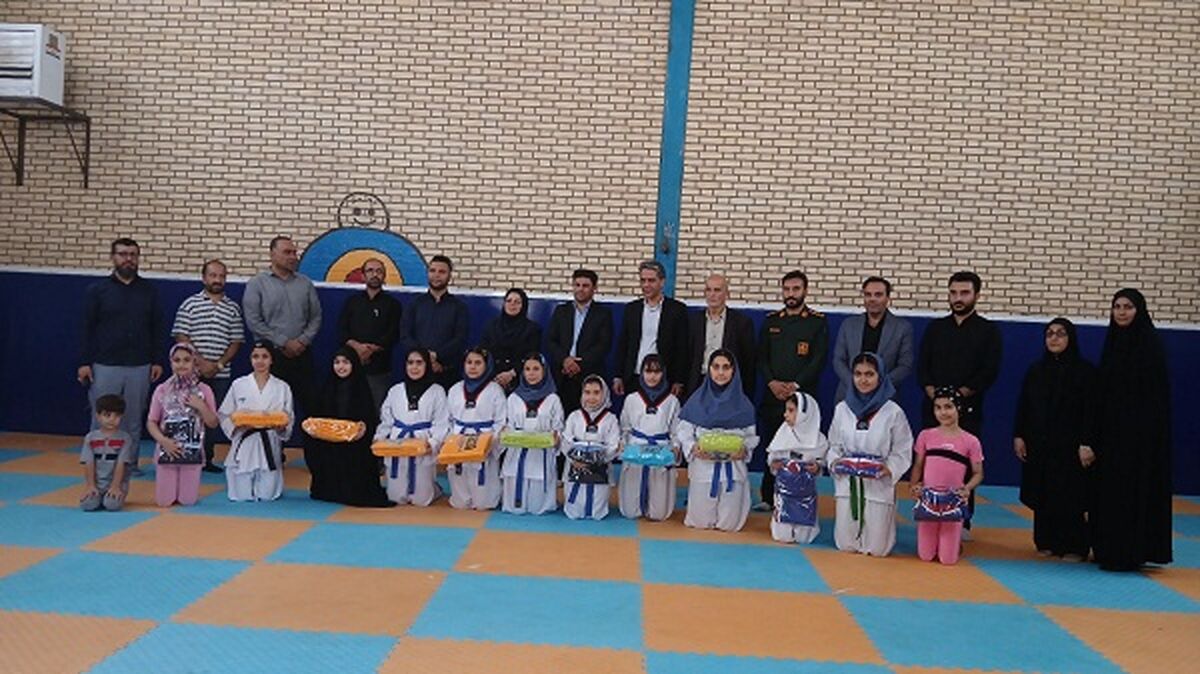 افتتاح سالن ورزشی دبستان دخترانه امام رضا (ع) شهرک فرهنگیان نظرآباد