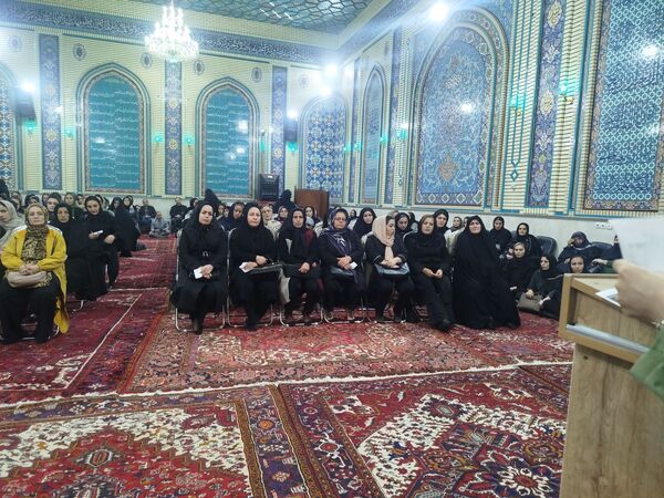 برگزاری انتخابات انجمن اولیا و مربیان دبیرستان هیات امنایی معراج در مسجد باغمیشه اردبیل
