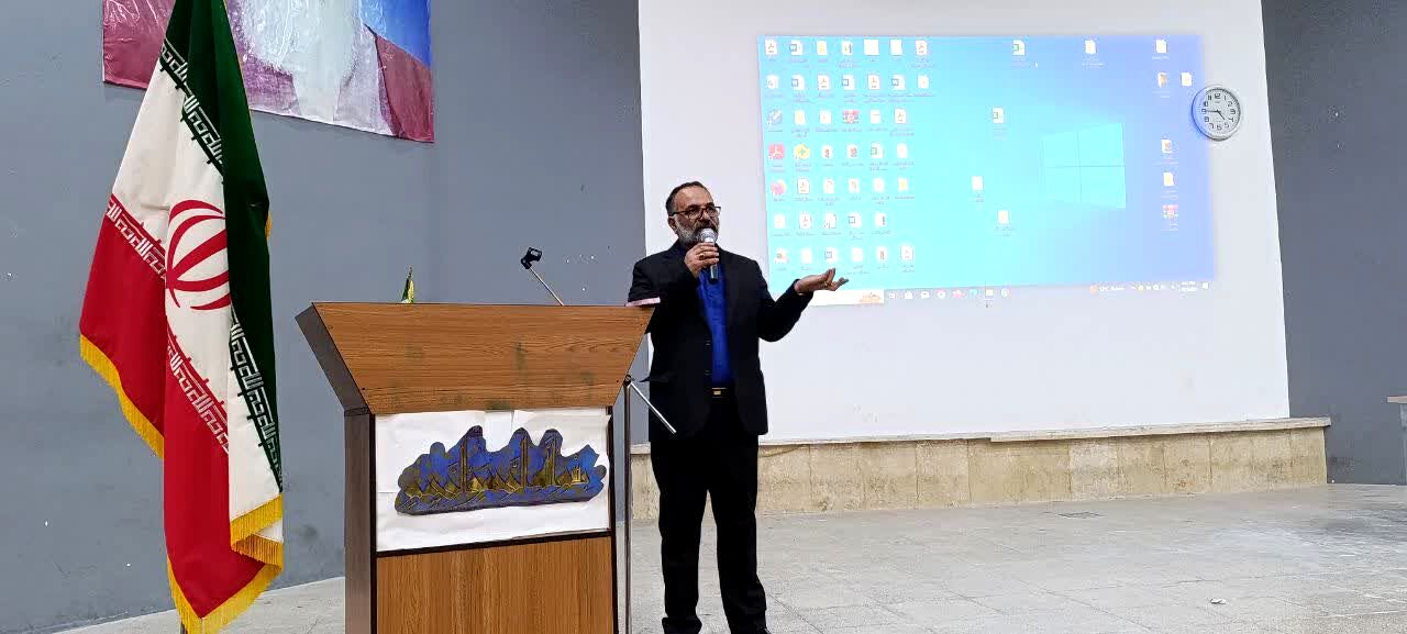  انجمن اولیا و مربیان دبیرستان شاهد ۱۲ خوانساری تشکیل شد
