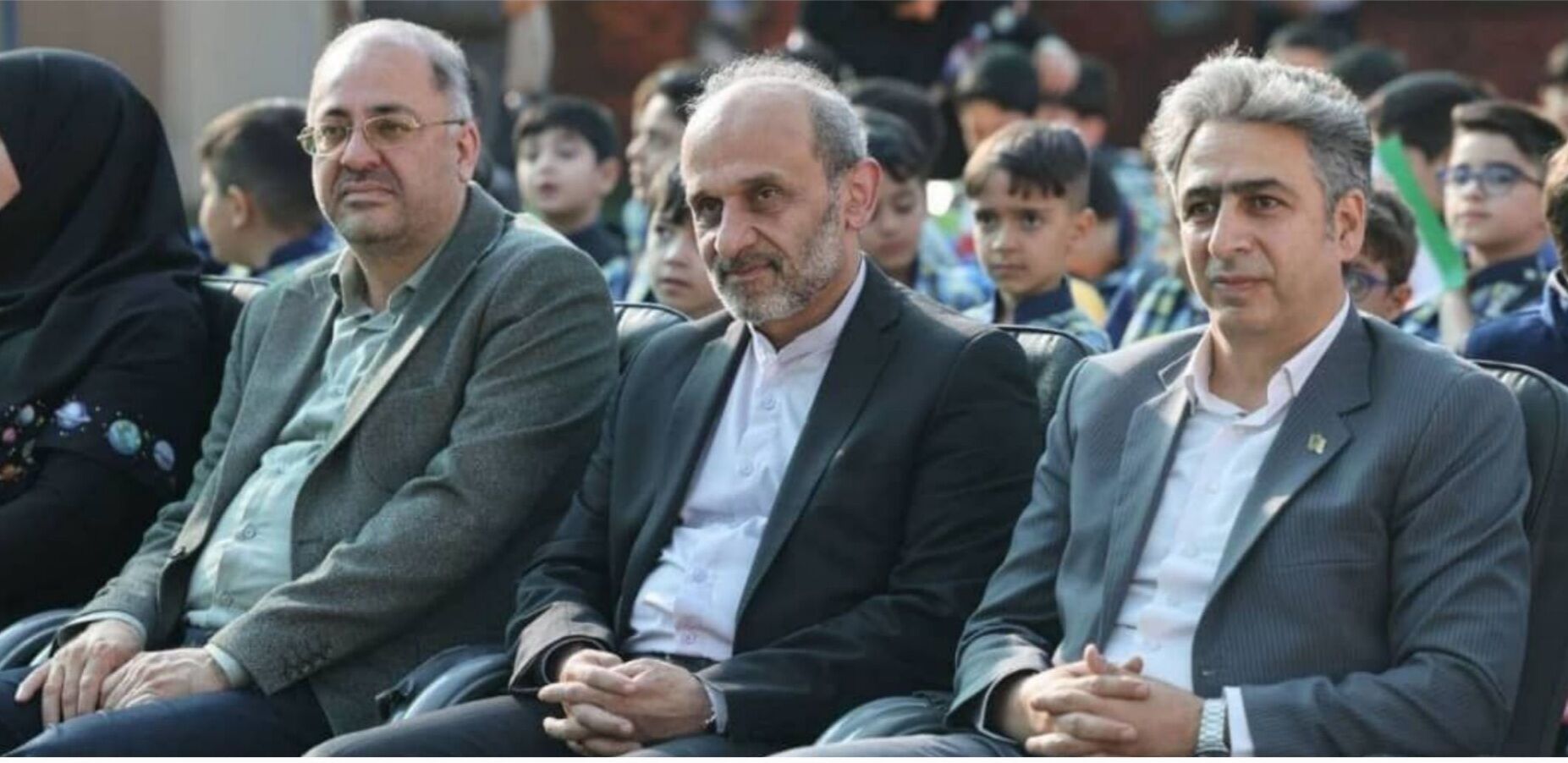 نواخته شدن زنگ مهر و آغاز فعالیت‌های آموزشی در دبستان پسرانه رازی با حضور رئیس سازمان صداوسیما