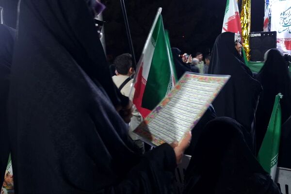 پای پیاده‌ها؛ روایتی از مردمی که خیابان‌ها را خانه کردند 