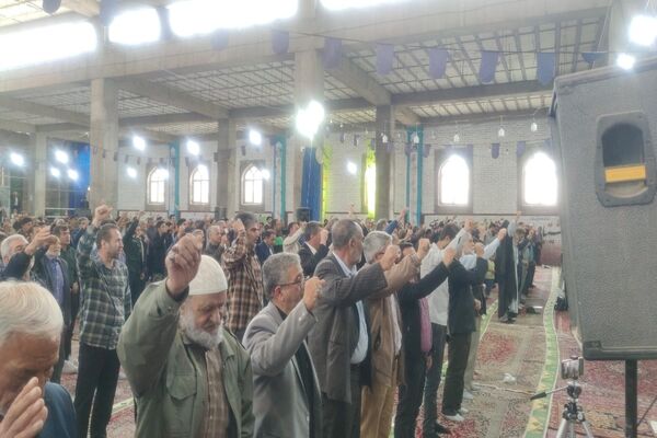 برپایی نماز جمعه و بزرگداشت روز معلم در  مسجد جامع نیشابور