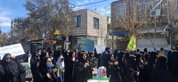 حضور پرشور مردم شهرستان فاروج در راهپیمایی قدس