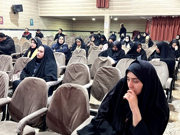 توانمندسازی معلمان برای گفت‌وگو با دانش‌آموزان درباره‌ مسائل اخیر کشور