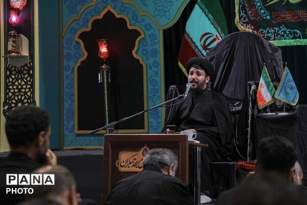 مراسم شام غریبان در مسجد مقدس جمکران