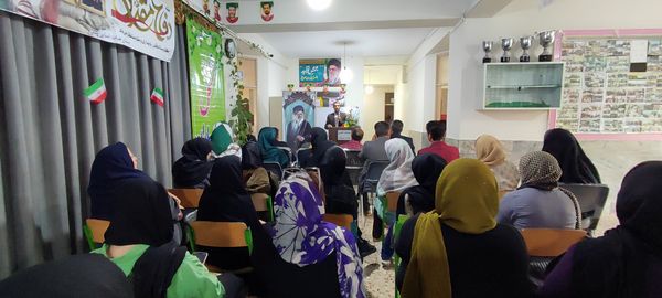 برگزاری جلسه انجمن اولیا و مربیان در دبستان هیات امنایی قرآنی مبین شیروان
