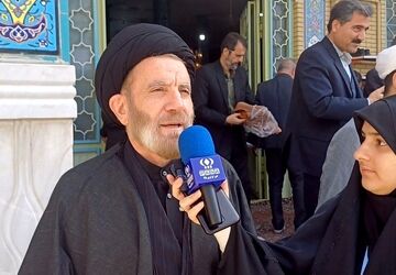 پیروزی و استمرار انقلاب با حضور مردم بوده و خواهد بود