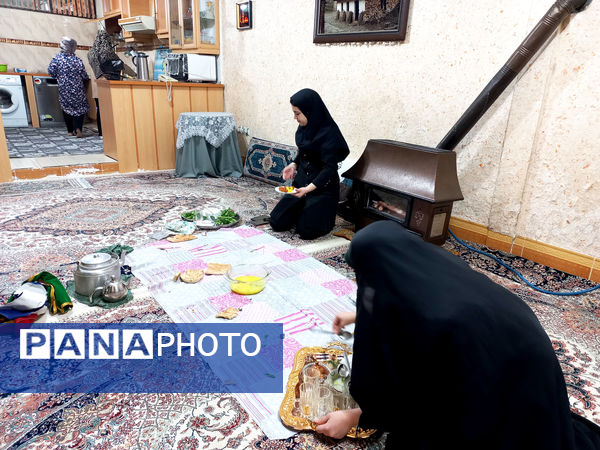 دیدار دانش‌آموزان انجمن اسلامی دبیرستان فاطمه الزهرا با همسر شهید علیرضا جمیلی شیروان