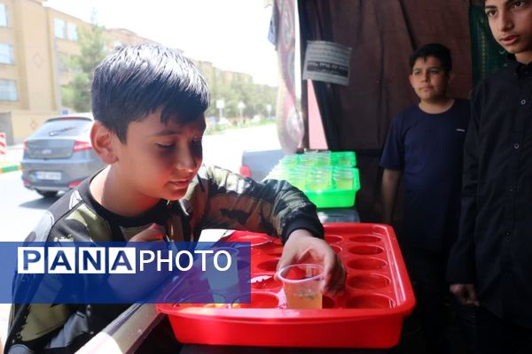 موکب مسجد حضرت صاحب الزمان(عج) در روز عاشورا