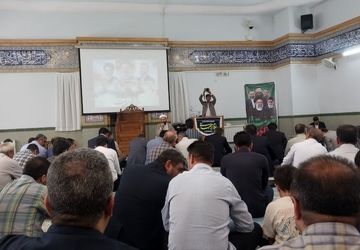 ادای احترام کارکنان اداره آموزش و پرورش فارس در اربعین شهدای خدمت