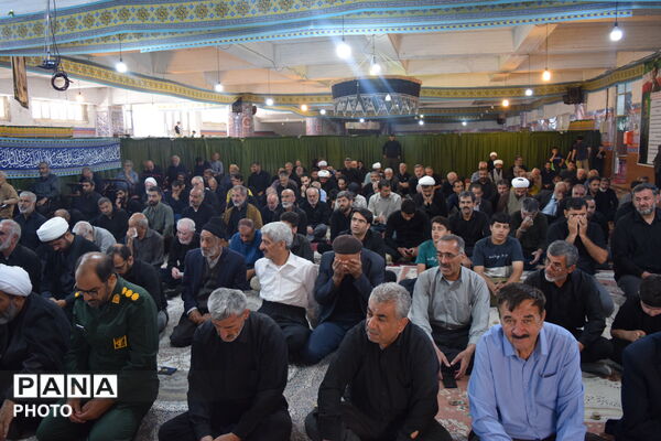 فارسان در عطر معنویت نماز جمعه 