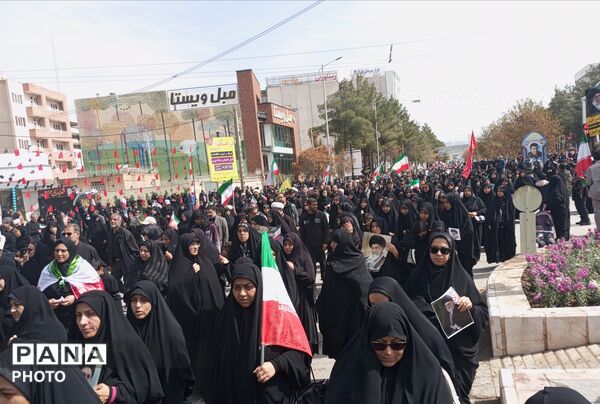 تشییع پیکر مطهر شهدای پایگاه نظامی هوانیروز