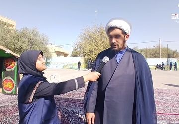 برگزاری نماز جماعت در دبیرستان شهید دهقان