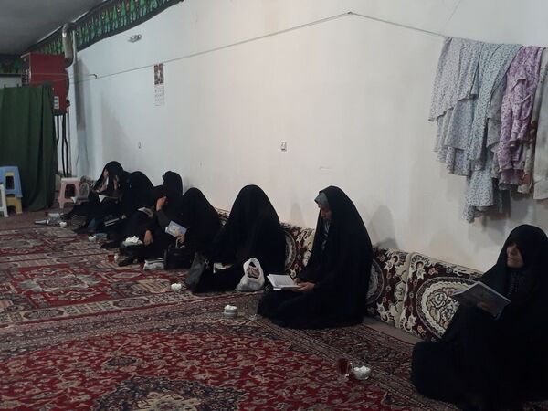 قرائت دعای پرفیض ندبه در مسجد ابوالفضلی بار